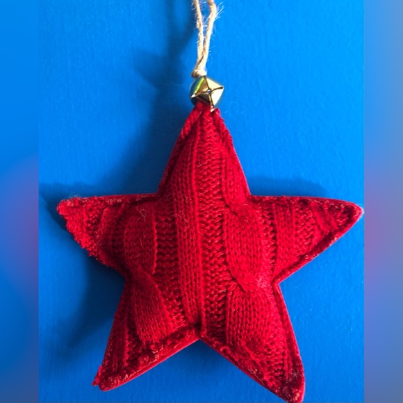 Christmas Red Sweater Knit Star Ornaments Set / 3 Rustic Country Farmhouse NWOT - Picture 2 of 2